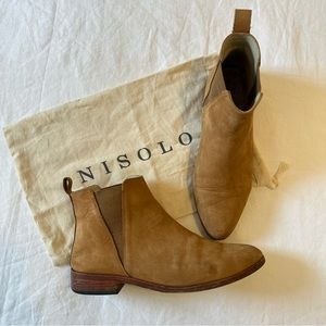 Nisolo Chelsea Boots Tan Sand